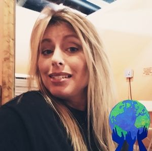 Meet your Posher, Courtney